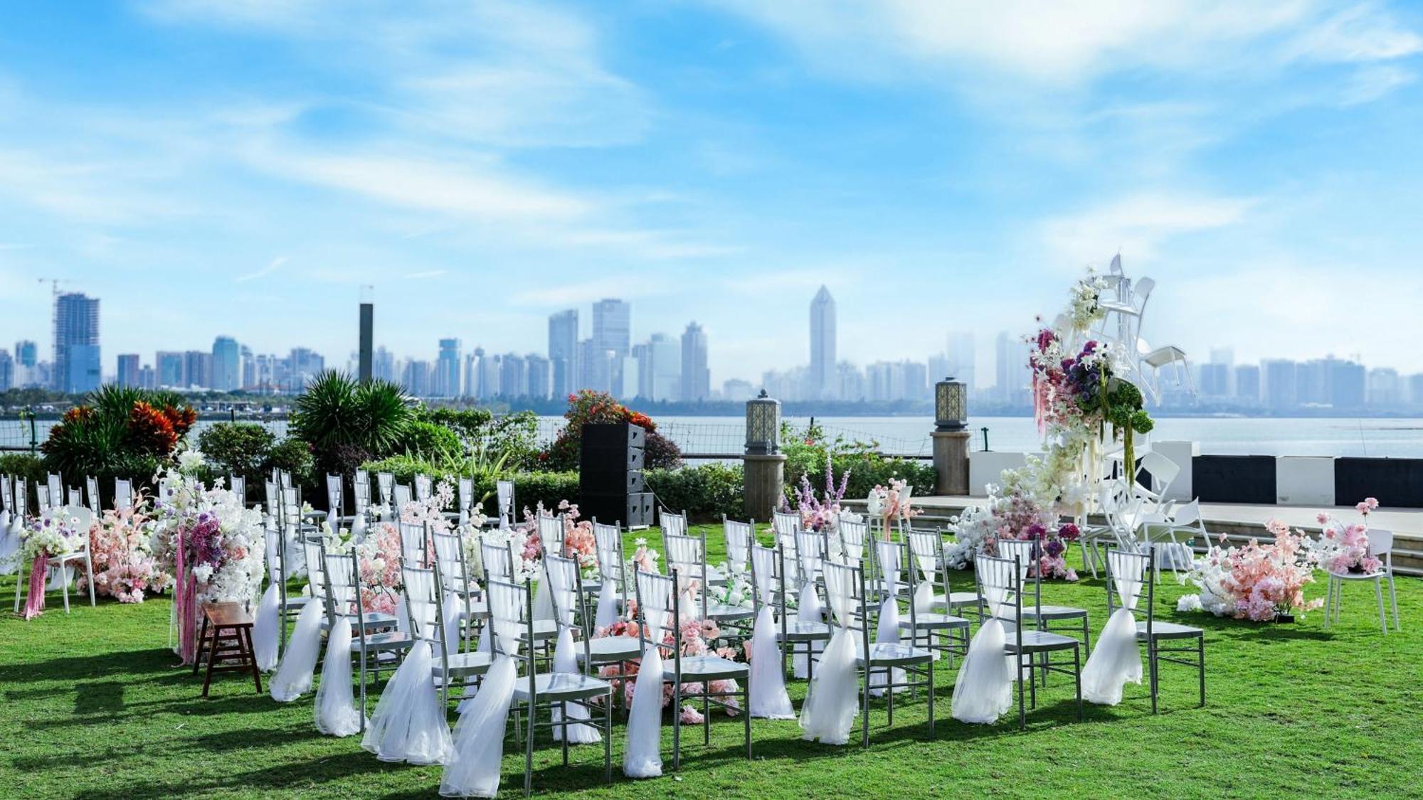Intercontinental Haikou Seaview By Ihg Exteriör bild